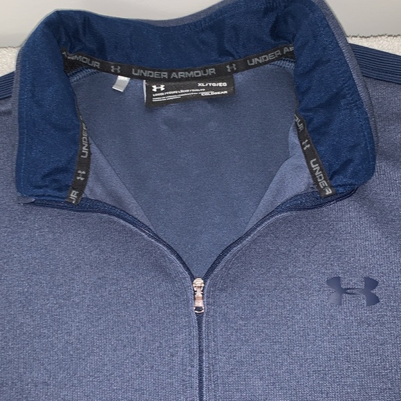 Under Armour Size XL Quarter Zip Navy Blue Sweater. Excellent condition - Picture 3 of 16